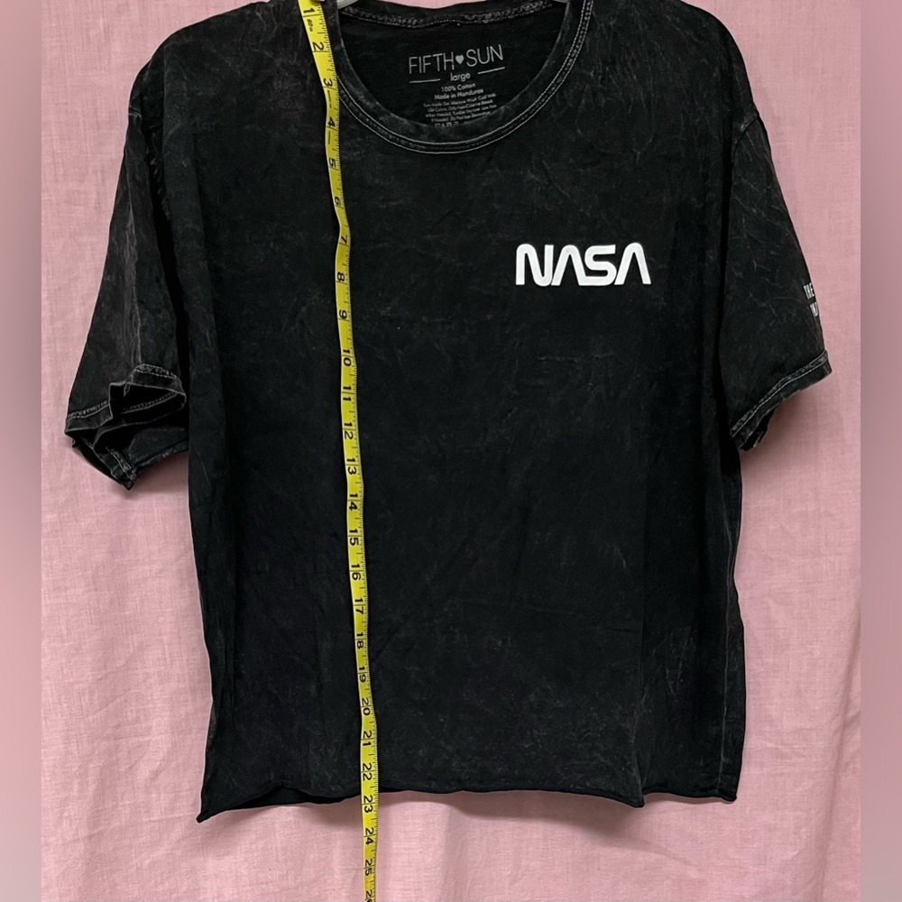 Fifth Sun Nasa Shirt American Flag Raw Hem Stone Wash Graphic Tee Women’s Large - Picture 5 of 8